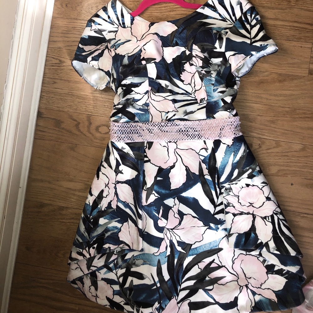 Custom made style stalker dress-perfect condition